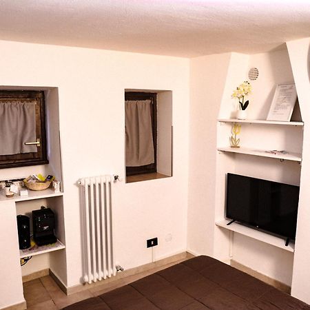 Vittoria Holiday House - Tulip Apartment And Tulip Room Stresa Extérieur photo